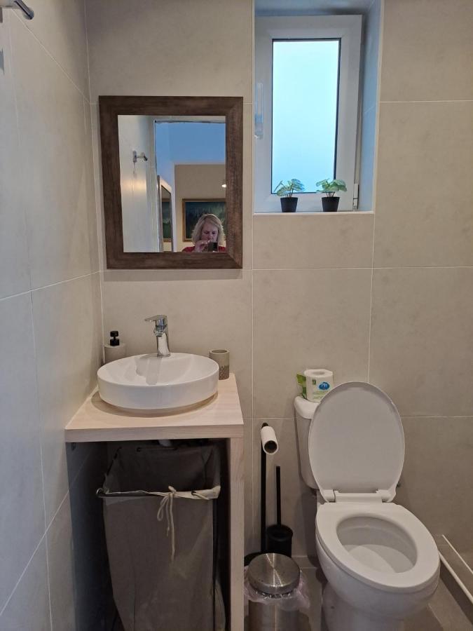 Anafis Cozi Apartment Athena Bagian luar foto